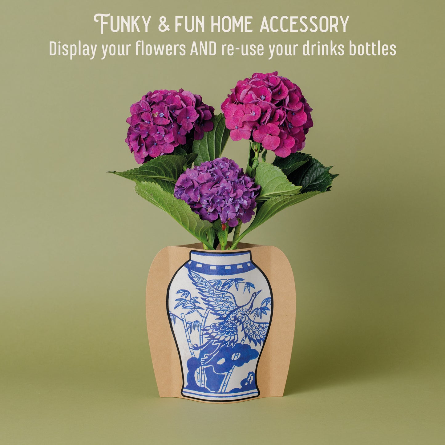 Cardboard vase Sleeve - Blue & White Oriental