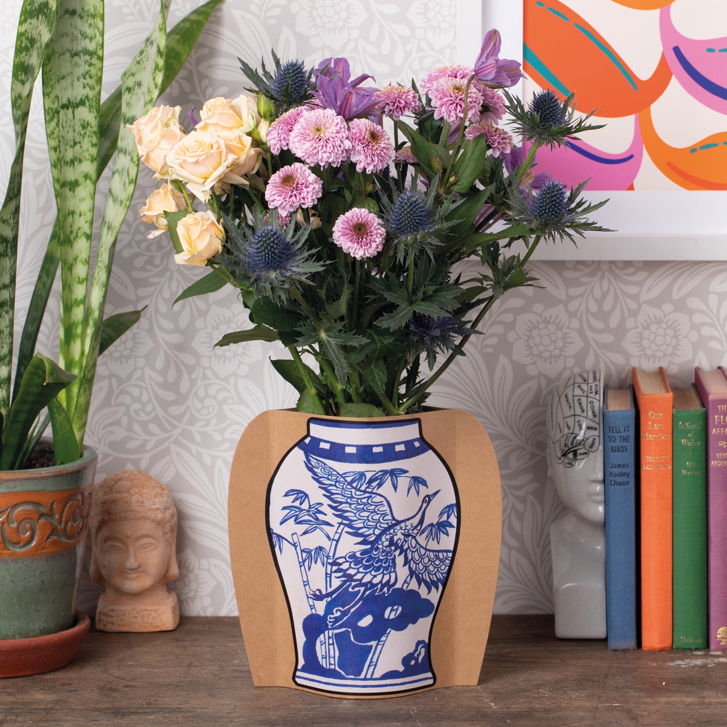 Cardboard vase Sleeve - Blue & White Oriental