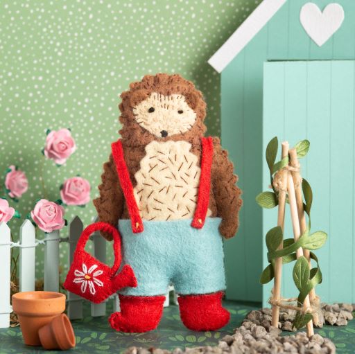 Corinne Lapierre Mr Hedgehog Gardener Felt Craft Mini Kit