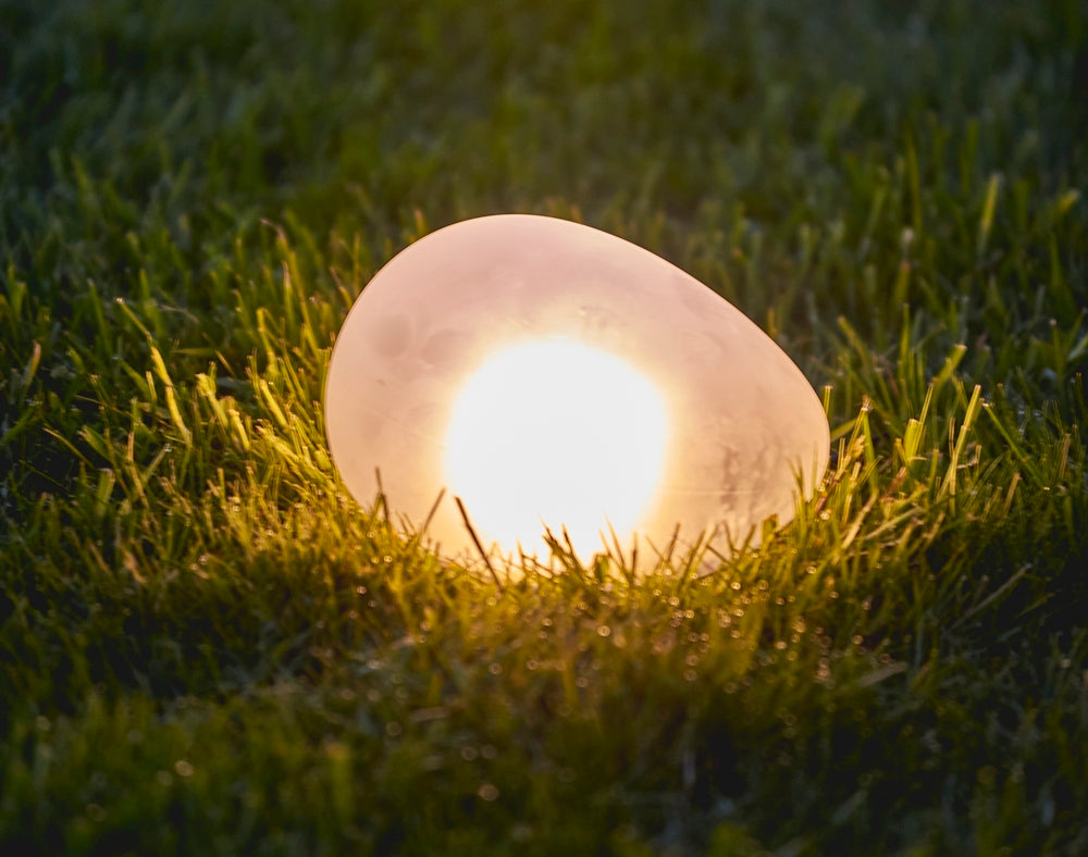 Glass Pebble Solar Outdoor Light