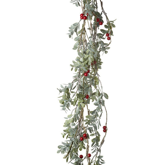 Festive Green Leaf & Red Berry Christmas Garland