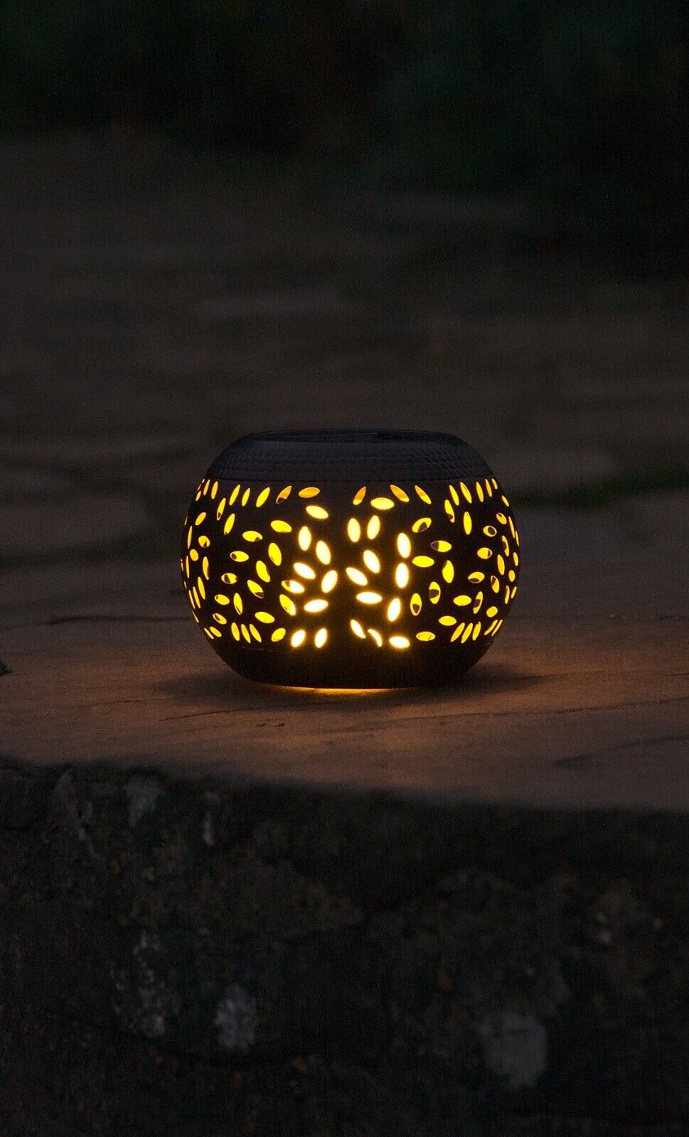 Solar Flame Lantern - LED Outdoor Light - Garden